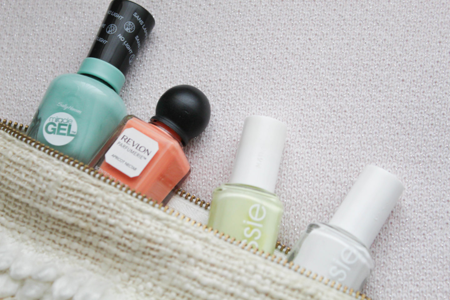 My Favorite Nail Polish For the Summer - www.candidlyyadi.com